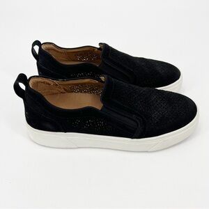 Vionic Kimmie Perforated Black Suede Slip-On Sneakers Size 7